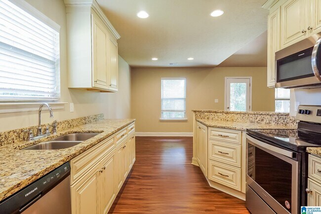 Building Photo - 125 Earl Owens Dr