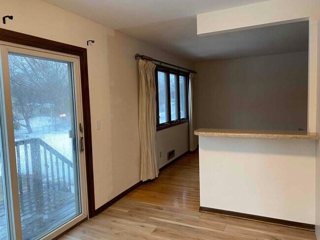 Foto del edificio - 425 Edgewood Ave