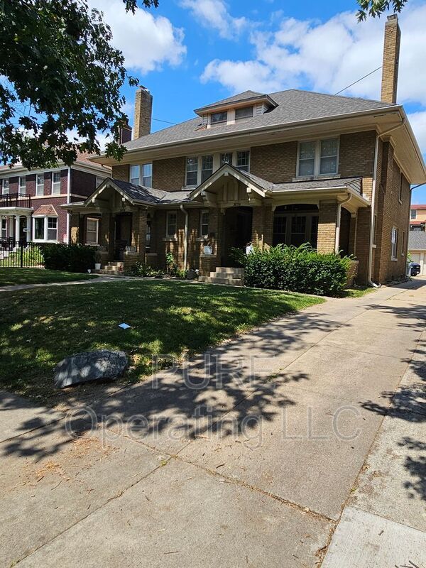 Building Photo - 3856 California St