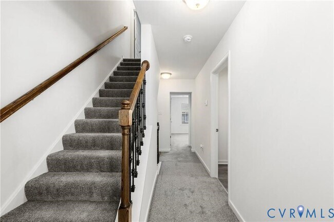 Foto del edificio - 12221 Dutch Elm Cir