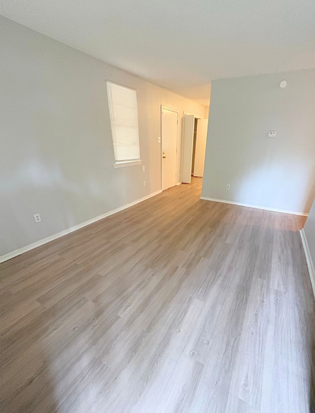 Building Photo - 3666 Bluff Wood Dr