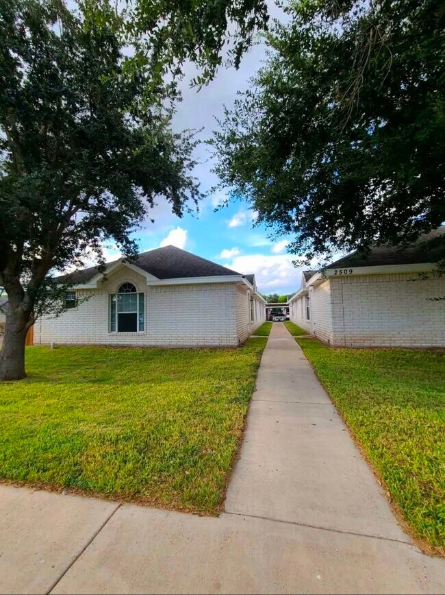 Building Photo - 2509 Toledo Ave Building Photo - 2509 Toledo Ave