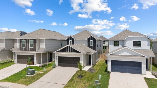 Photo - "Spacious 4-Bed Oasis with Granite Counter... Apartment