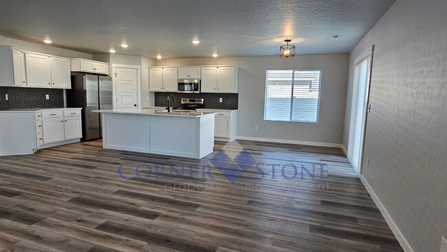 Building Photo - Brand New Beautiful Spacious Home in Star!...