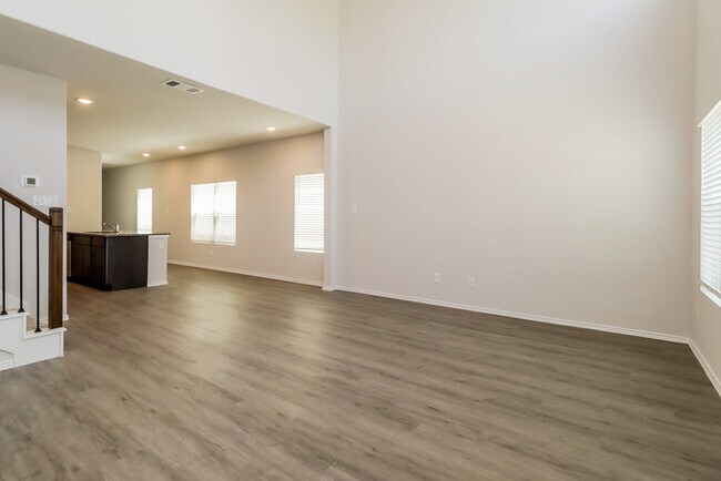 Foto del edificio - 15363 Estrella Rd W