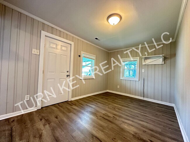 Building Photo - Home for rent in Bessemer **ACCEPTS SECTIO...