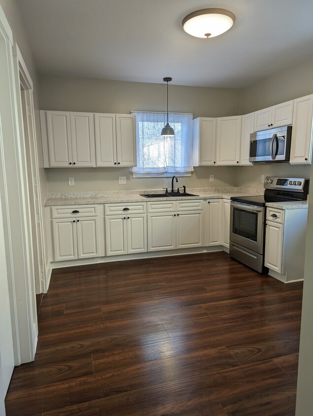 714 Pennsylvania Ave, Elmira, NY 14904 House Rental in Elmira, NY