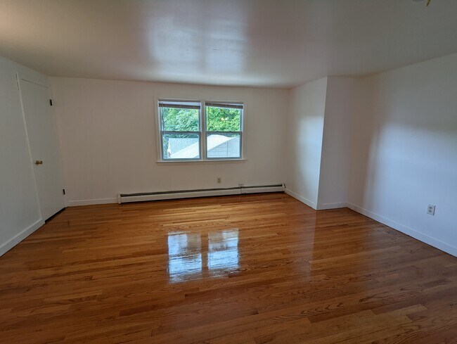 Photo - 56 N Main St Apartment