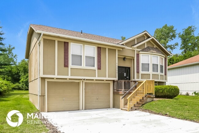 Building Photo - 11712 Crystal Dr
