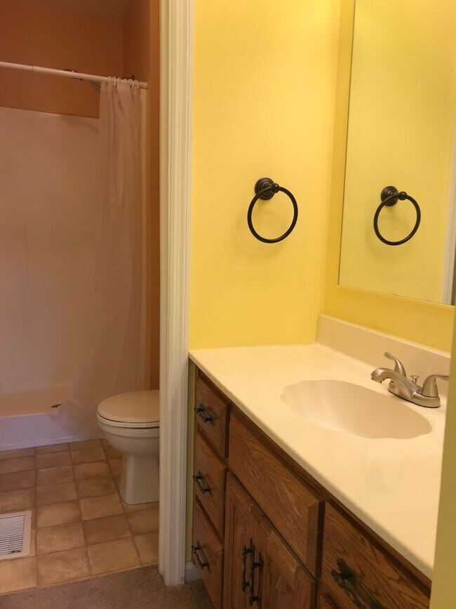 Foto del edificio - Charming 3-Bedroom Townhome in VB "ASK ABO...