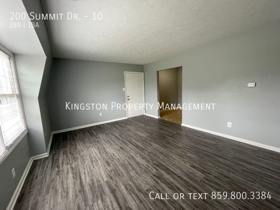 Foto principal - NEW LISTING!! 2- bedroom, 1 bathroom. $100...