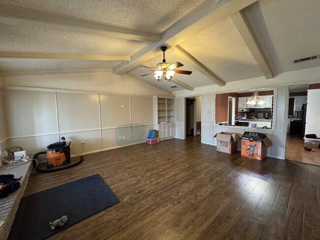 Building Photo - 4907 62nd St
