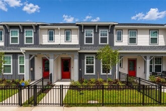 Building Photo - 2356 Southbury Dr