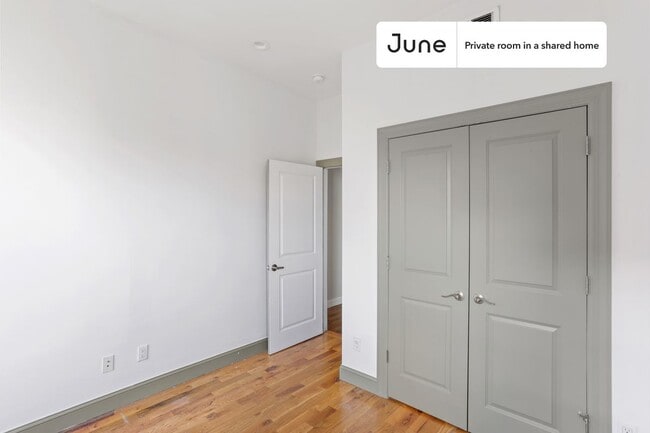 Foto del edificio - Room in Shared 4 bed/2 bath home