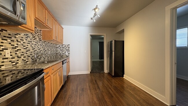 Building Photo - 1821 NW 38th St