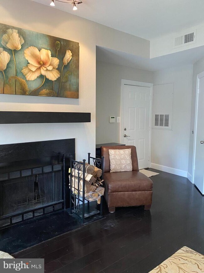 Foto del edificio - 12163 Penderview Terrace