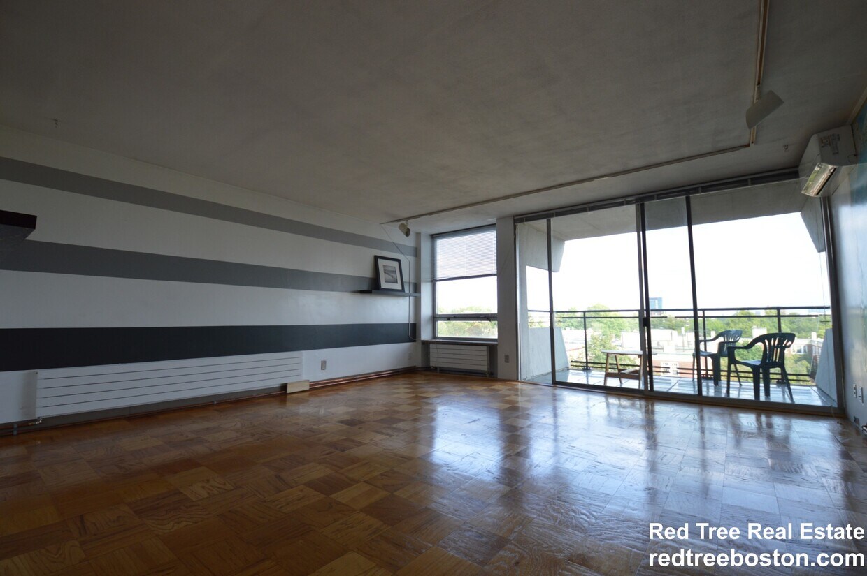 Foto principal - 60 Babcock St