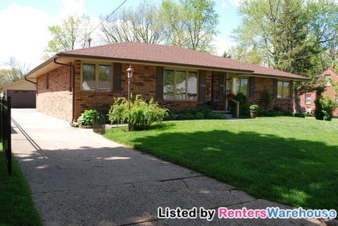 Building Photo - 1326 Rose Ave
