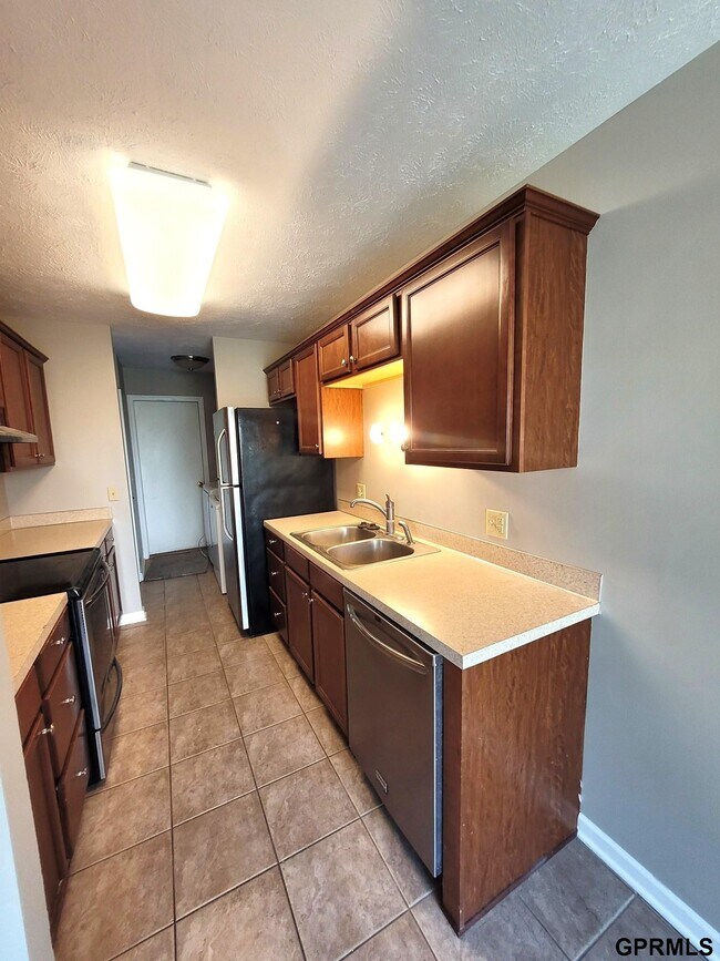 13217 Carpenter St, Omaha, NE 68138 House Rental in Omaha, NE