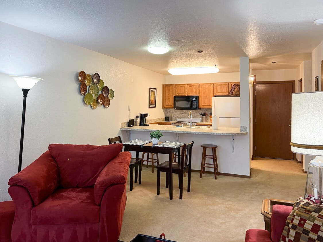 Primary Photo - 315 E 12th Ave