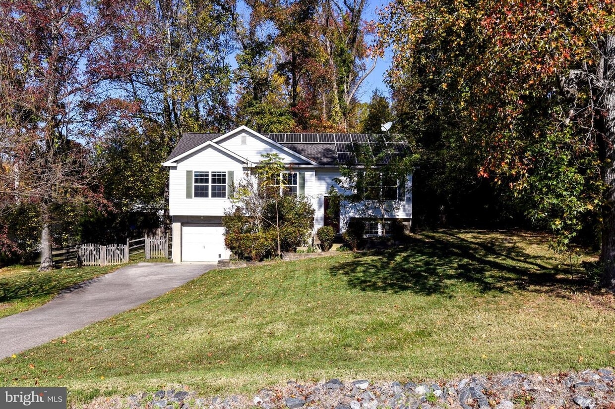 Primary Photo - 35830 Army Navy Dr