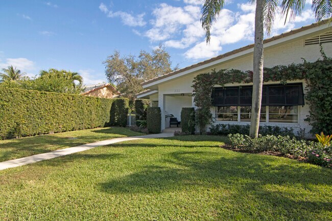 Foto del edificio - 221 N Swinton Ave