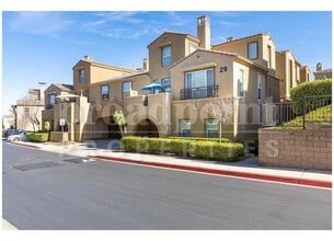 Building Photo - 727 Kellogg St