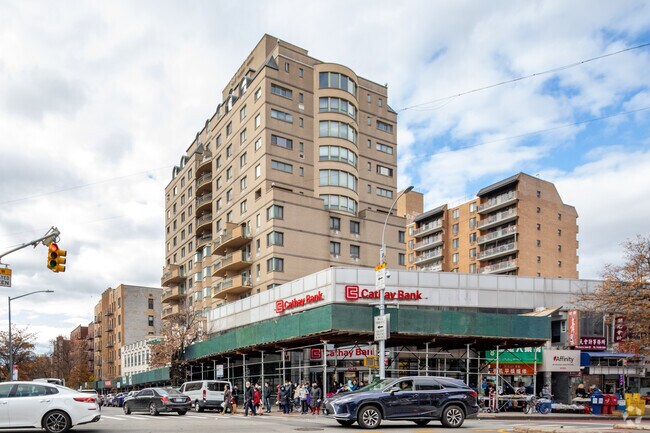 Building Photo - 13347 Sanford Ave