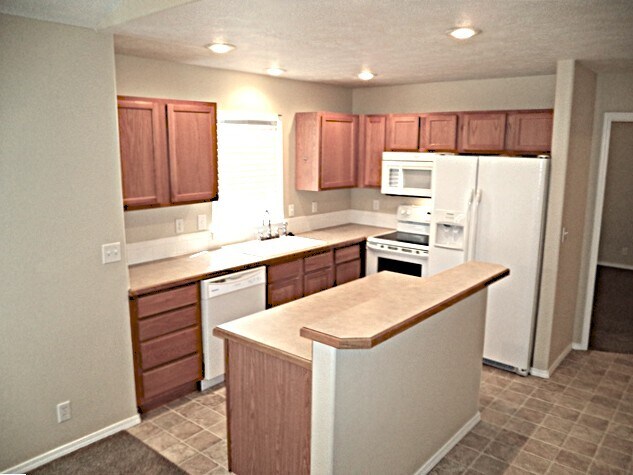 Building Photo - 1364 N El Camino Ave