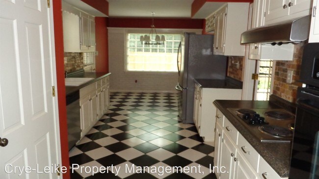 Building Photo - 2468 Messick Cv