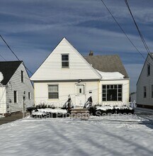 Building Photo - 10301 Granger Rd