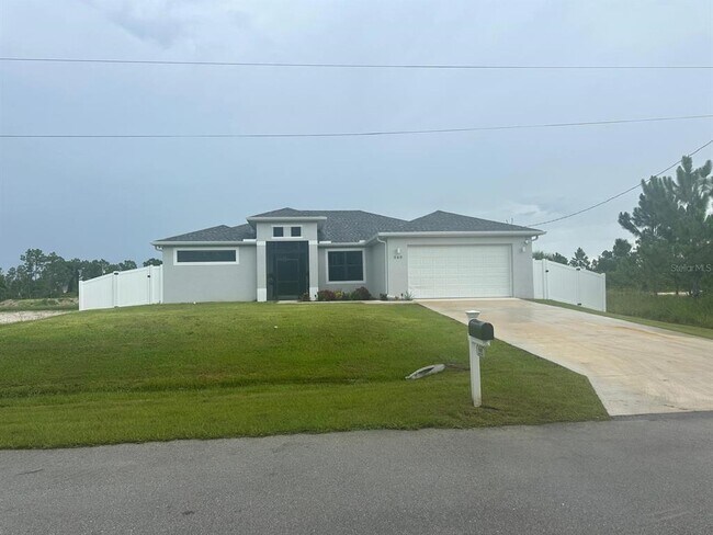 Foto del edificio - 949 Gleason St