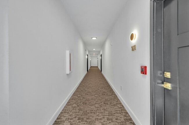 Building Photo - 3000 South Blvd