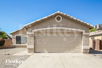 Building Photo - 4128 W Solar Dr