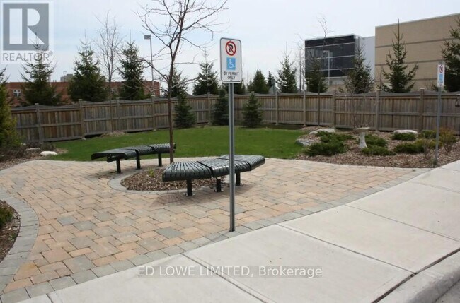 Photo du bâtiment - 59 Arch Brown Ct