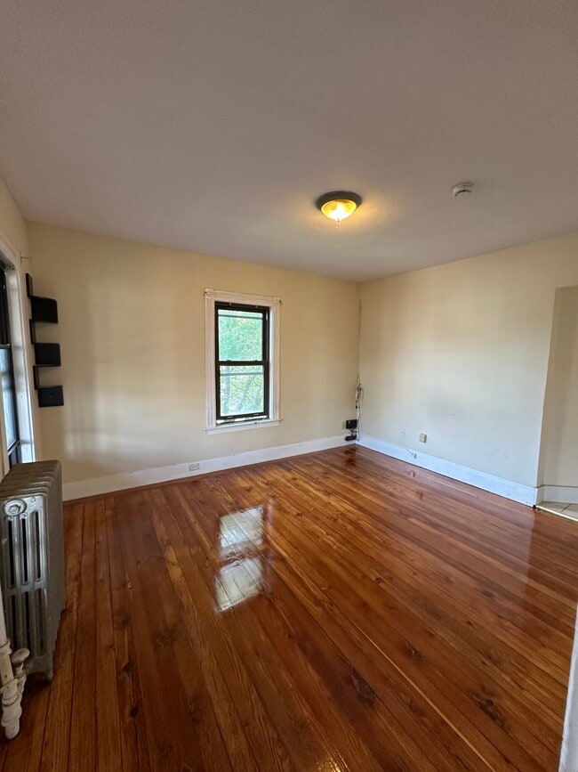 Building Photo - 15 Cushman Rd