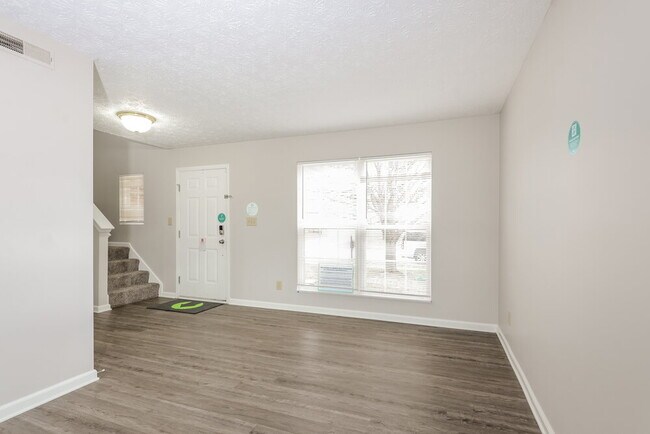 Foto del edificio - 8124 Painted Pony Dr