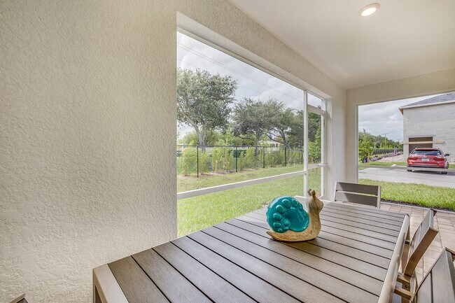 Foto del edificio - 15339 Wildflower Cir