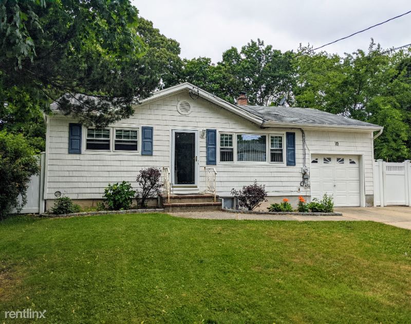 Foto principal - 3 br, 1 bath House - 15 Superior St