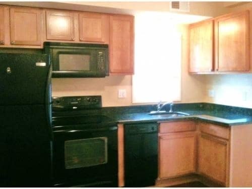 Photo - 190 Chestnut St (Marlborough, MA) Apartment