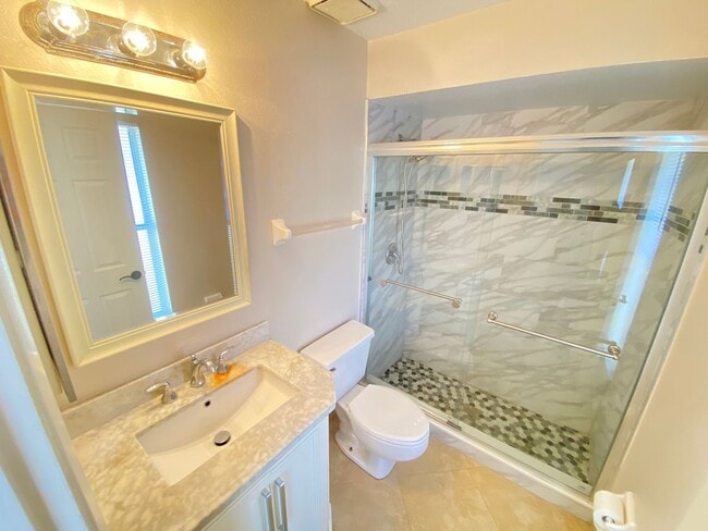 Building Photo - 1019 Brielle Ave