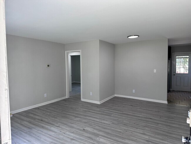 Foto del edificio - 4720 Hoyle Dr