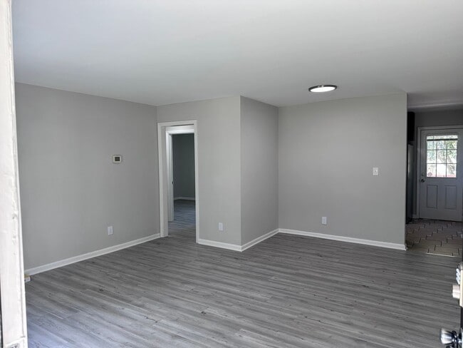 Building Photo - 4720 Hoyle Dr