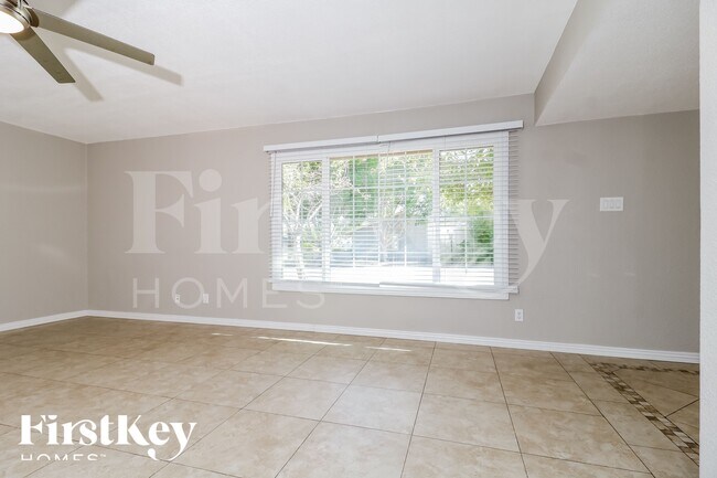 Foto del edificio - 6836 S Terrace Rd