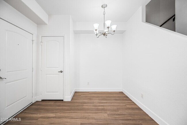 Foto del edificio - 4608 W Maryland Ave