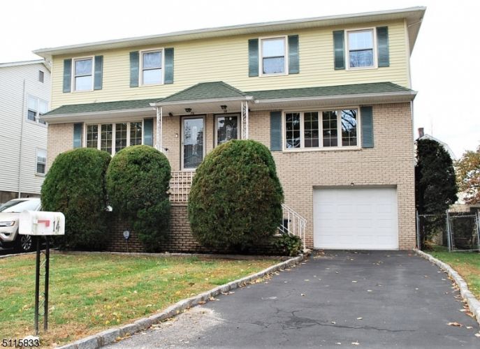Primary Photo - 14 Rena Ln