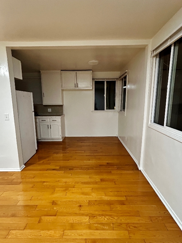 Building Photo - 1737 Sycamore Ave