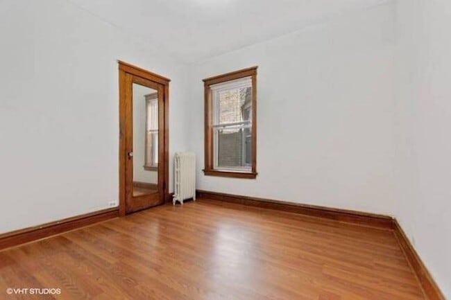 Building Photo - 4533 N Kimball Ave