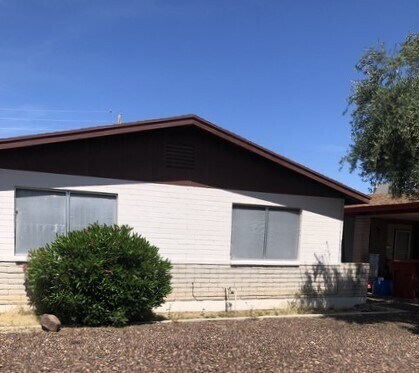 Building Photo - 3/2 Home with Pool & NO HOA
