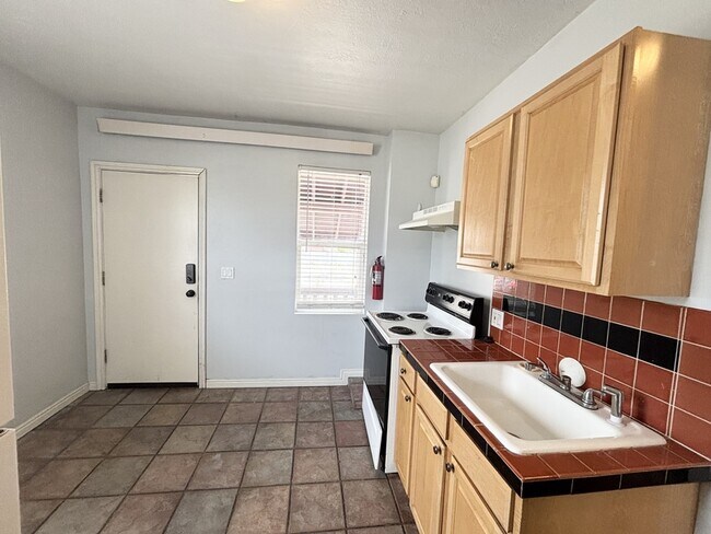 Photo - 517 S 500 E Apartment